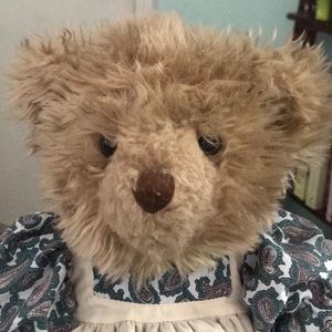 Meet your Posher, Angela